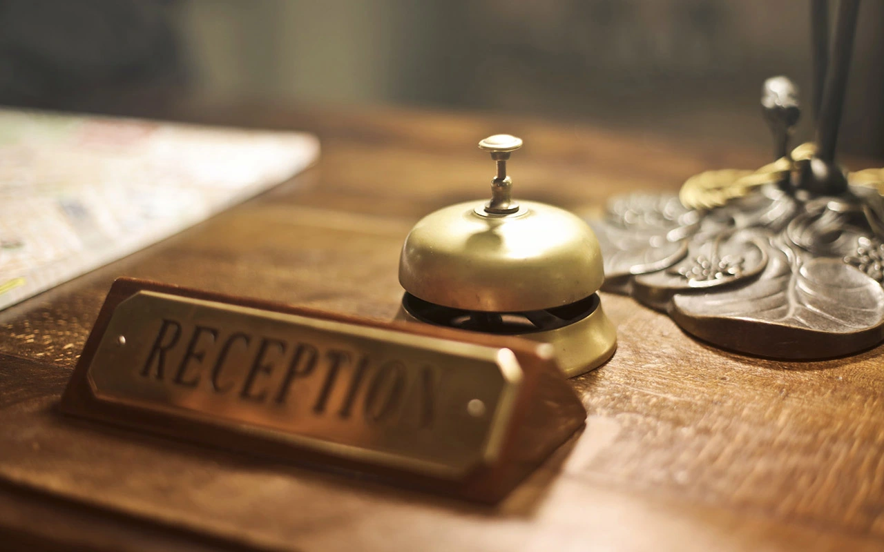  image Best price with commitment